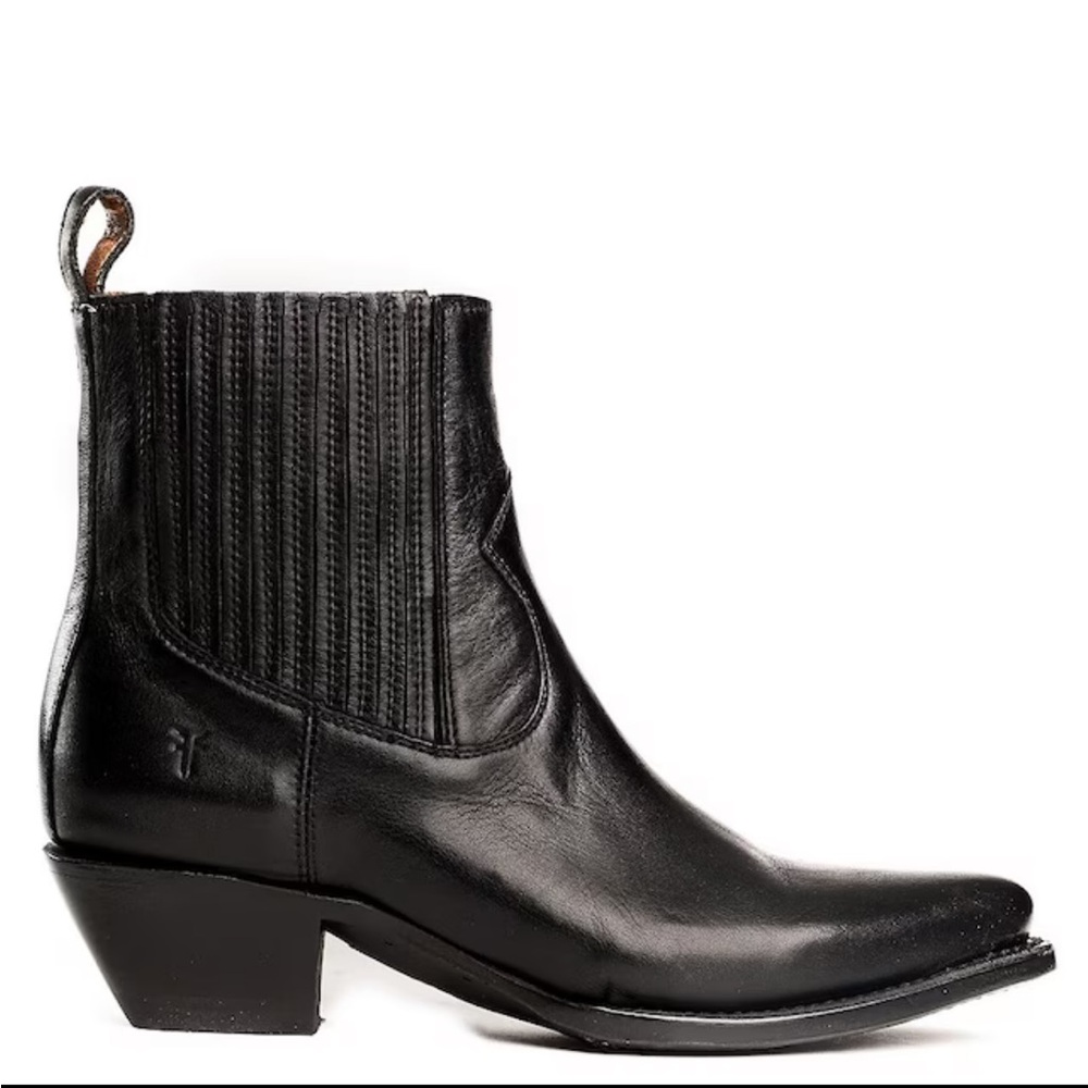 Frye Sacha Chelsea Cowboy Boots